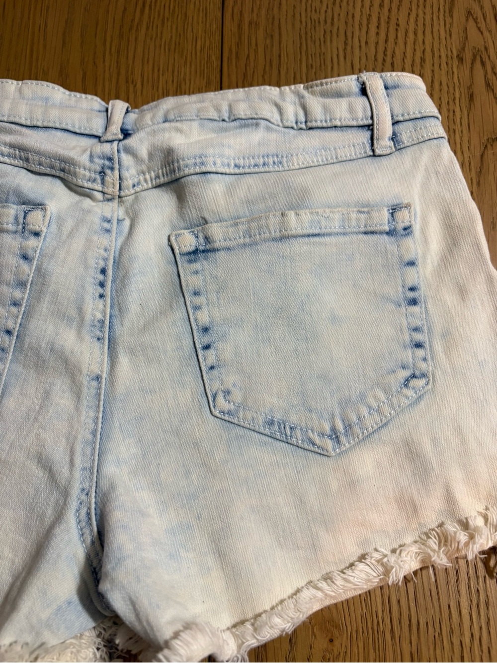 hippie laundry Pale Blue Embroidered Floral Denim Shorts - Picture 7 of 7